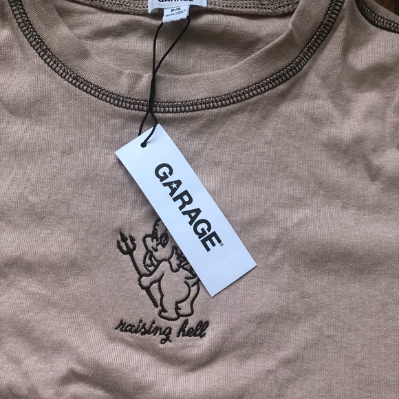 Brown embroidered garage crop top. - Picture 3 of 4